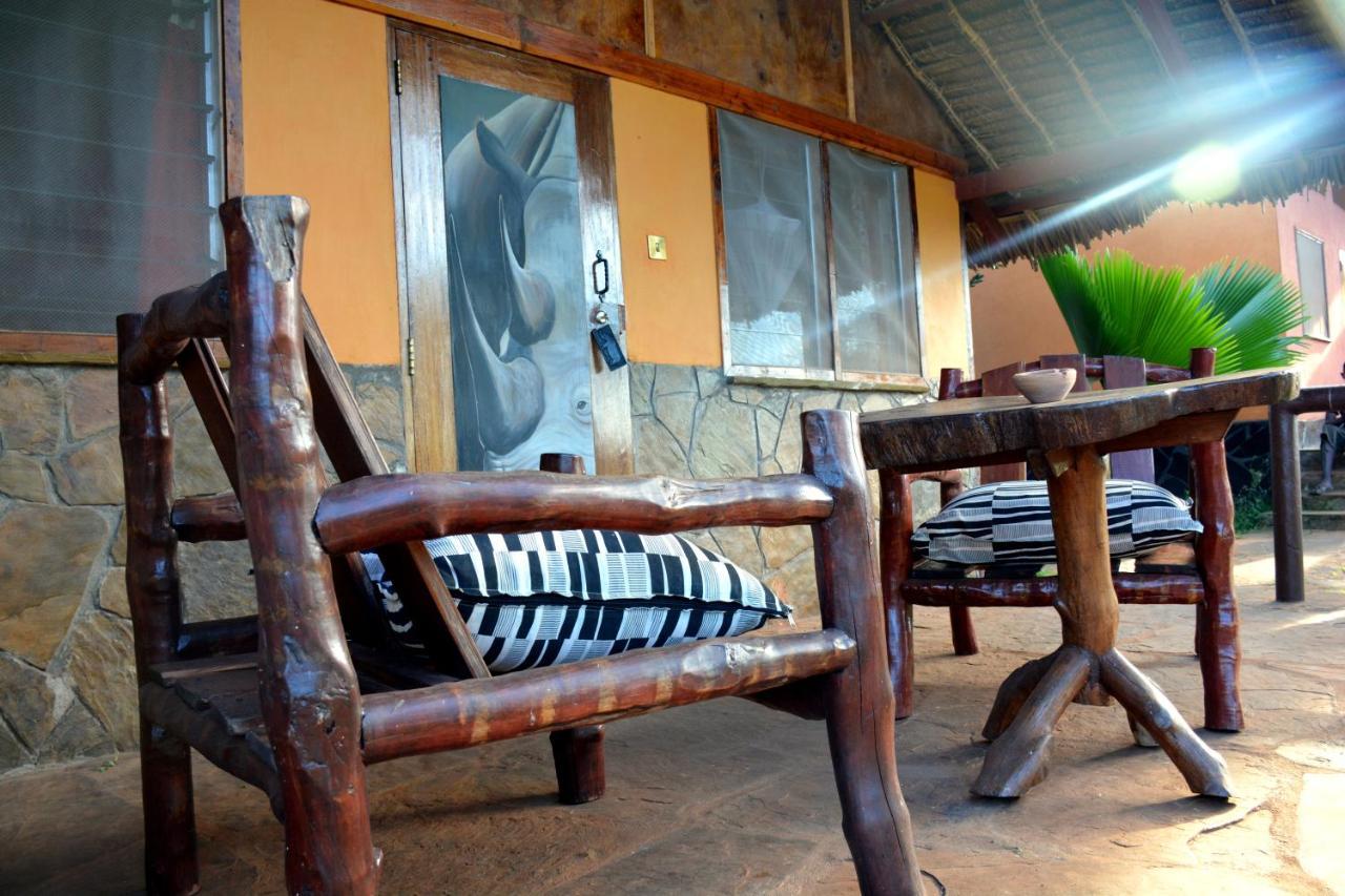Shimba Hills Green Safari Lodge Kwale Esterno foto