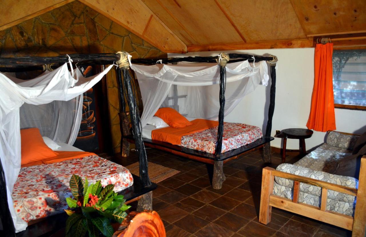 Shimba Hills Green Safari Lodge Kwale Esterno foto