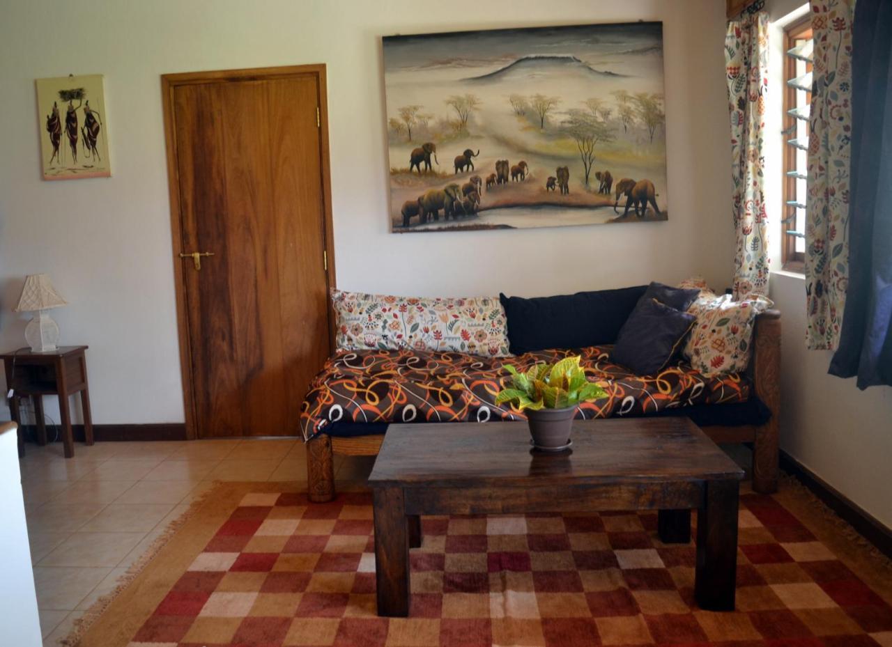 Shimba Hills Green Safari Lodge Kwale Esterno foto